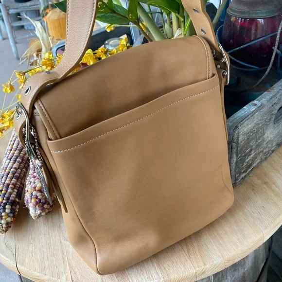 Coach Saddle Studio Flap Convertible Leather Bag - Picture 4 of 11